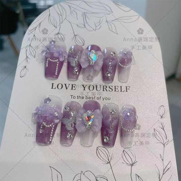 أظافر أكريليك اصطناعية  artificial acrylic nails