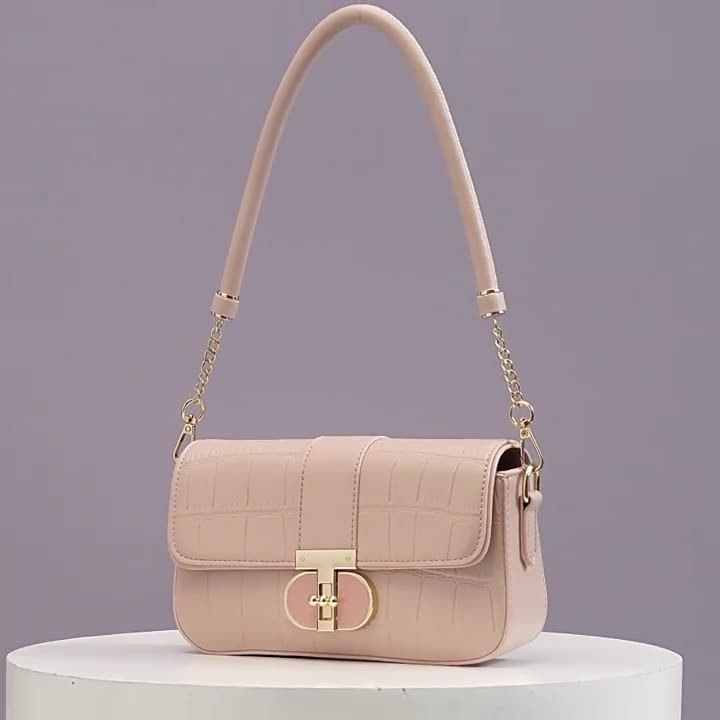 Women's handbags 