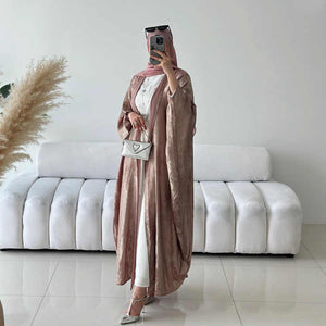 عبايات ملونة انيقه و عصريه