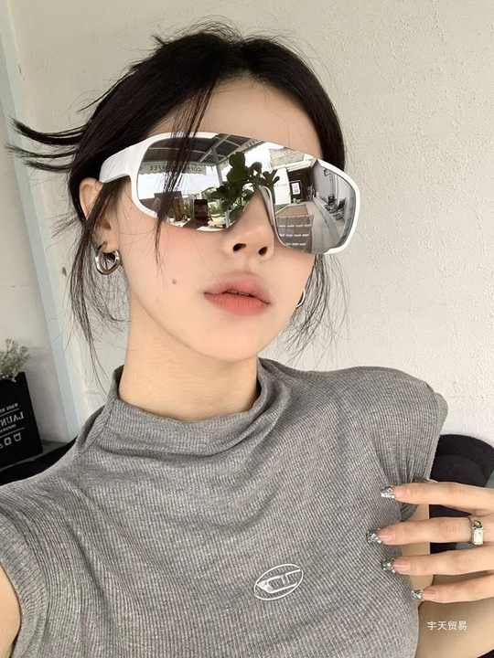 Women's Slimming Large Frame Sunglasses Outdoor Mountaineering Cycling Sports Windproof Eye Protection Ski Goggles Silver 