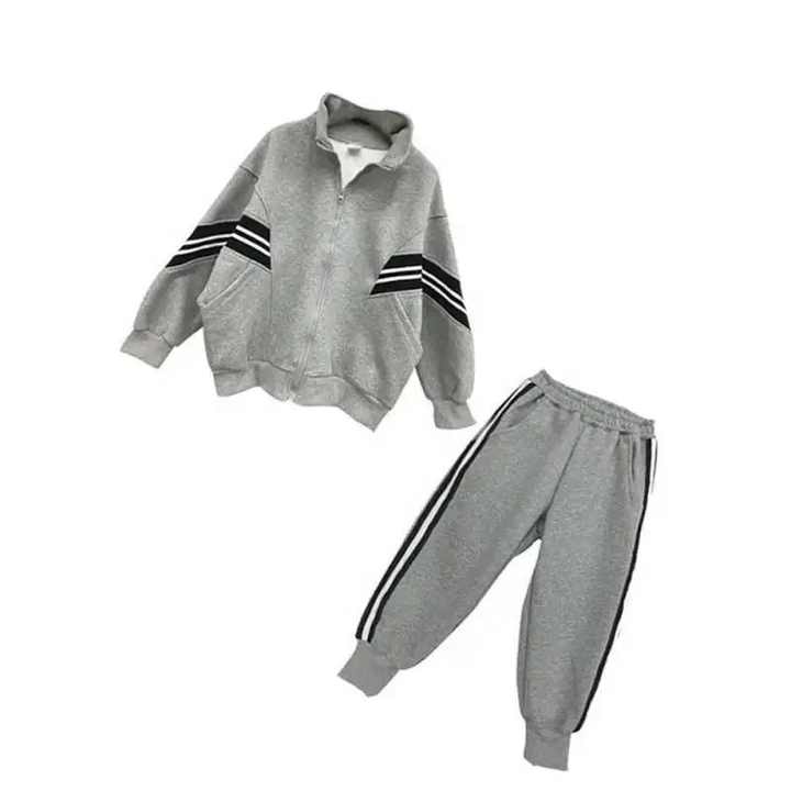 Boys' clothing set. 