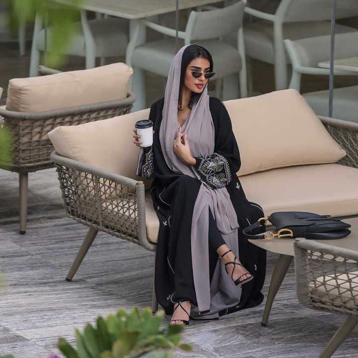سودا عباءة عيد