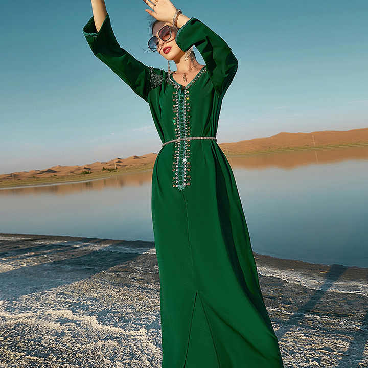 قفطان وجلابيات مغربي