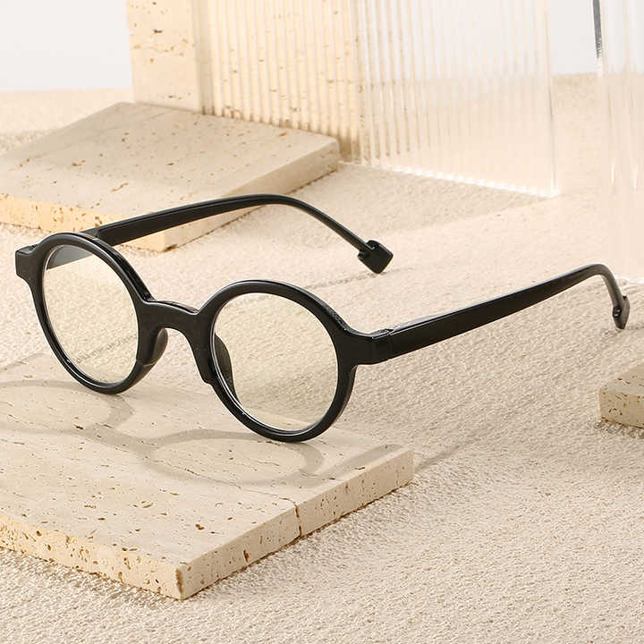 نظارات طبيه نسائيه