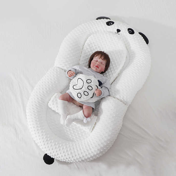 Newborn Snuggle Bed 