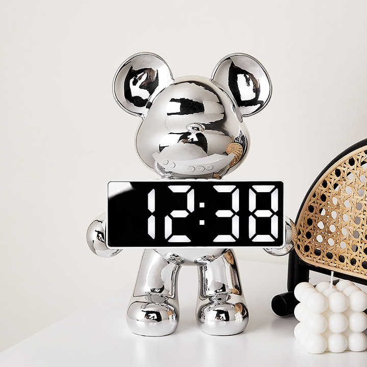 Resin Art Crafts Gifts Violent Bear Alarm Clock 