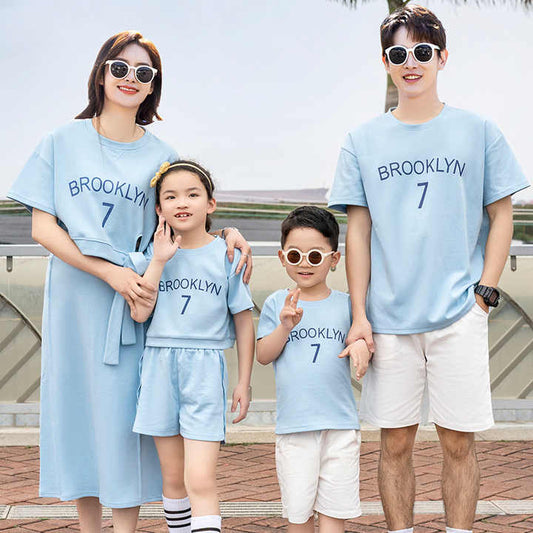 طقم بحري - عائله