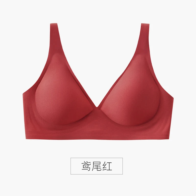 ملابس نسائية داخلية