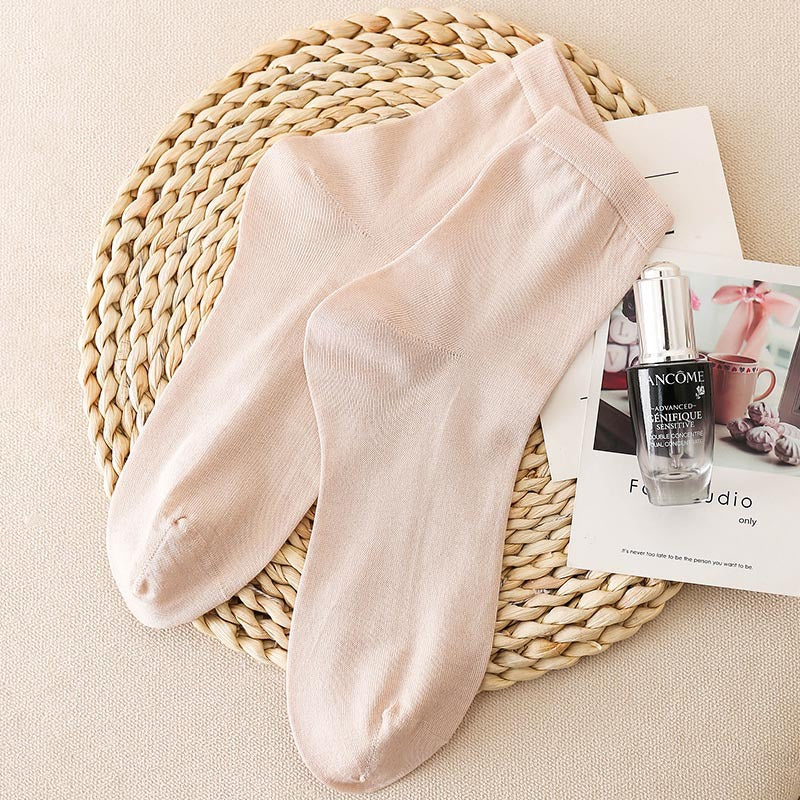 جوارب حريرية قصيرة للفتيات