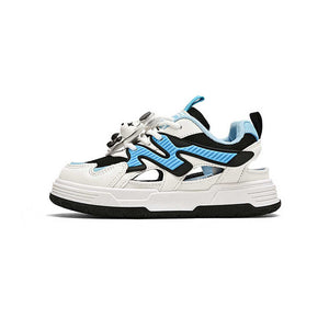 New fashion kids sneakers . موضة جديدة أحذية رياضية للأطفال