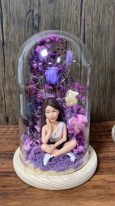 Custom Everlasting Flower Glass Dome Bobblehead - تمثال هزاز ثلاثي الأبعاد
