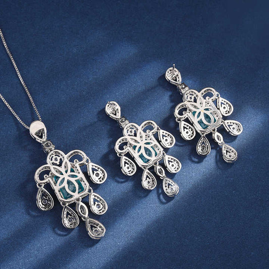 قلادات نسائيه