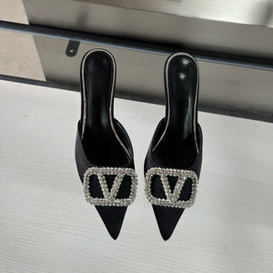Elegant women's heels 