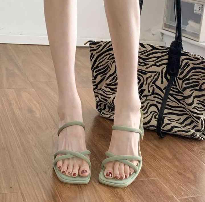open toe summer heel 