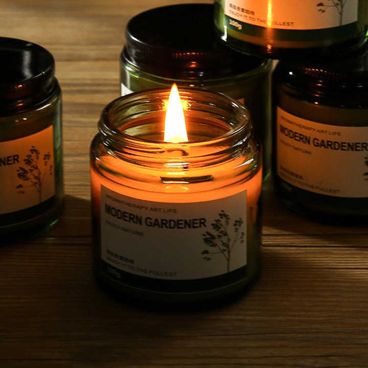 scented candle 