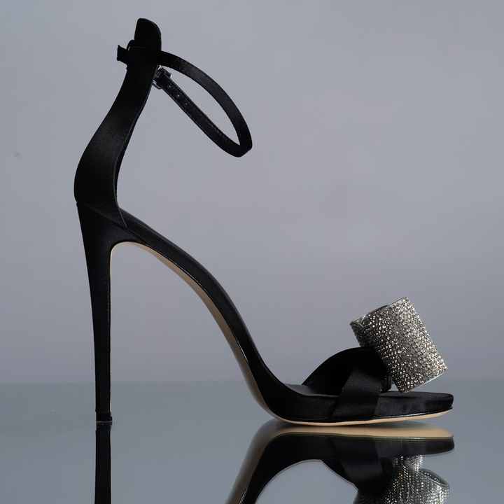 Formal ankle strap heel shoe 