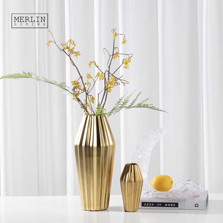 Merlin Petal Vase Living Room Golden Flower Vase Home Decor Modern Luxury Small Vase Light 