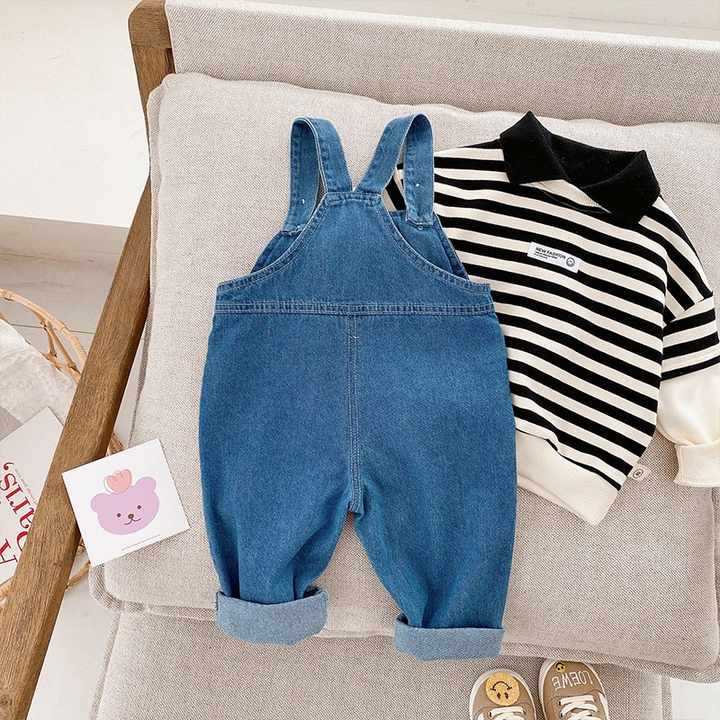 Our factory direct sale Korean style baby clothes set for little boys. 