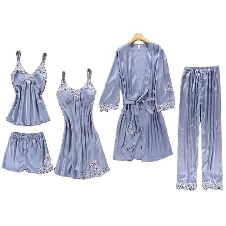 Women's sleepwear 