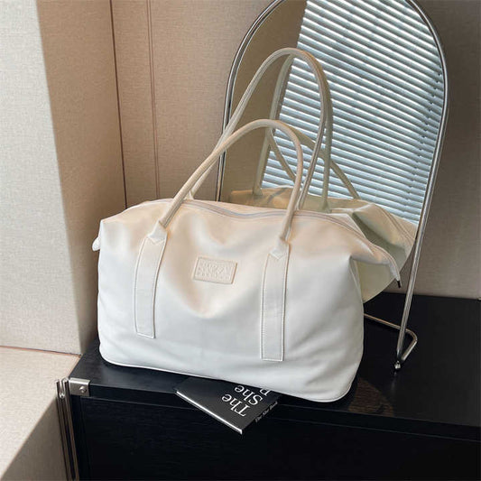 حقائب يد عصرية جديدة للسيدات