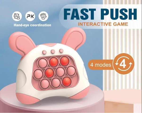 آلة لعبة الضغط السريع الموسيقية للأطفال على  Squirrel Shape Musical Speed Squeeze Toy