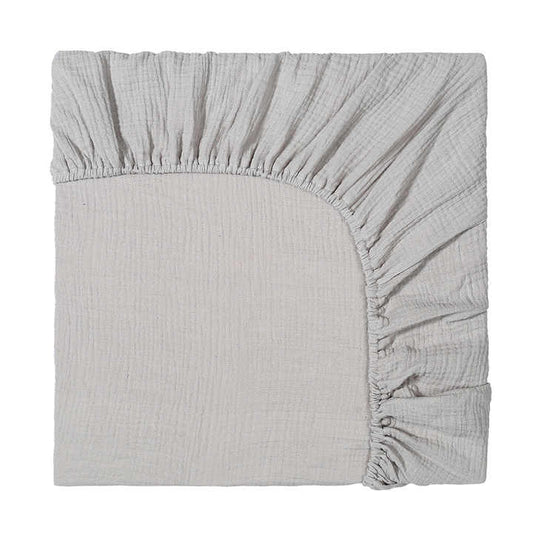 مفروشات ناعمة وجيدة التهوية من القطن للأولاد . Soft and breathable cotton bedding for boys or girls
