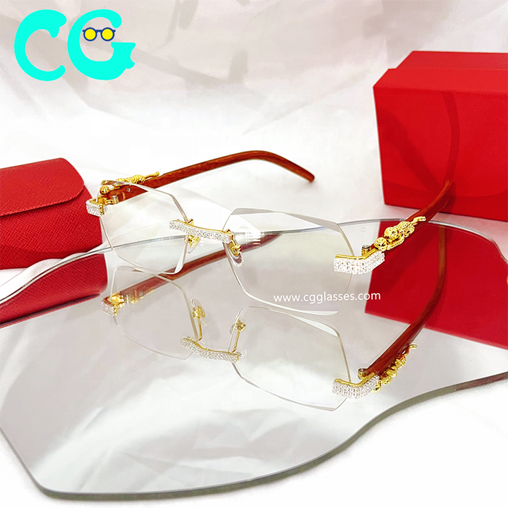 نظارات شمسيه نسائيه