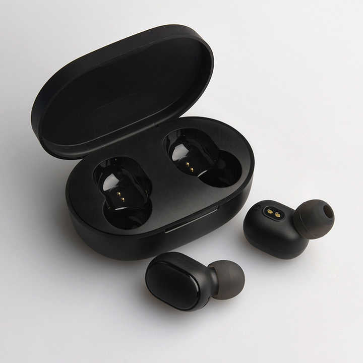 headphones . سماعات