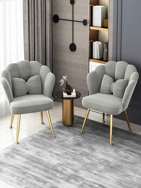 velvet chair 