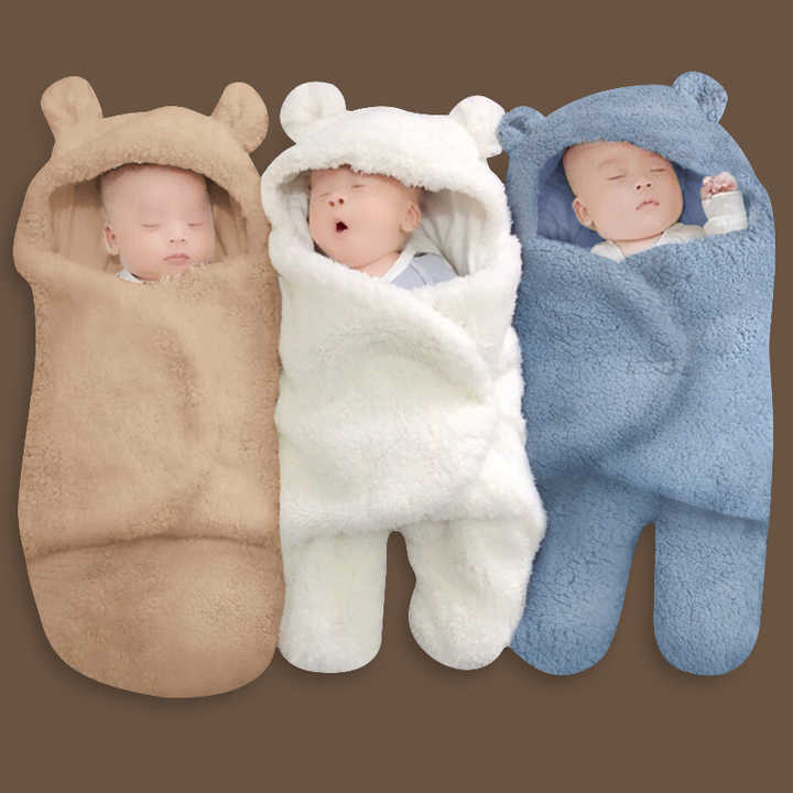 Sleeping bags for newborns . حقائب نوم للأطفال حديثي الولادة