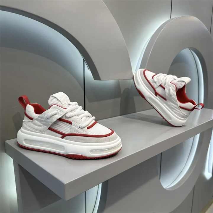 Comfortable men's summer shoes 