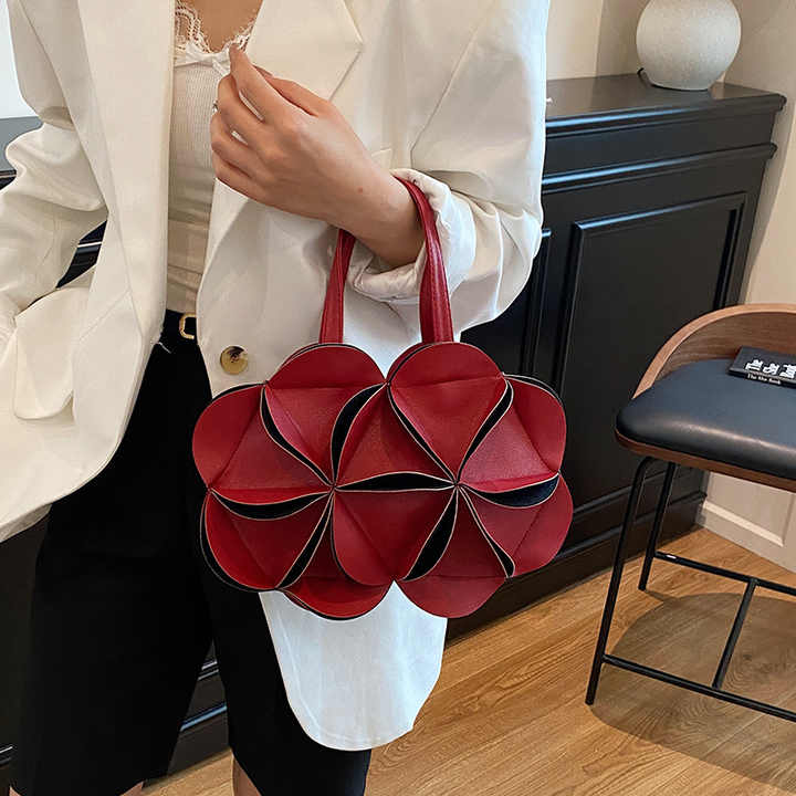 Red Flower Design Women's Bag Niche-حقيبة يد نسائية