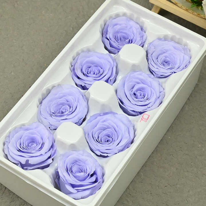 box A Grade Eternal Real Natural-صندوق من زهور الورد