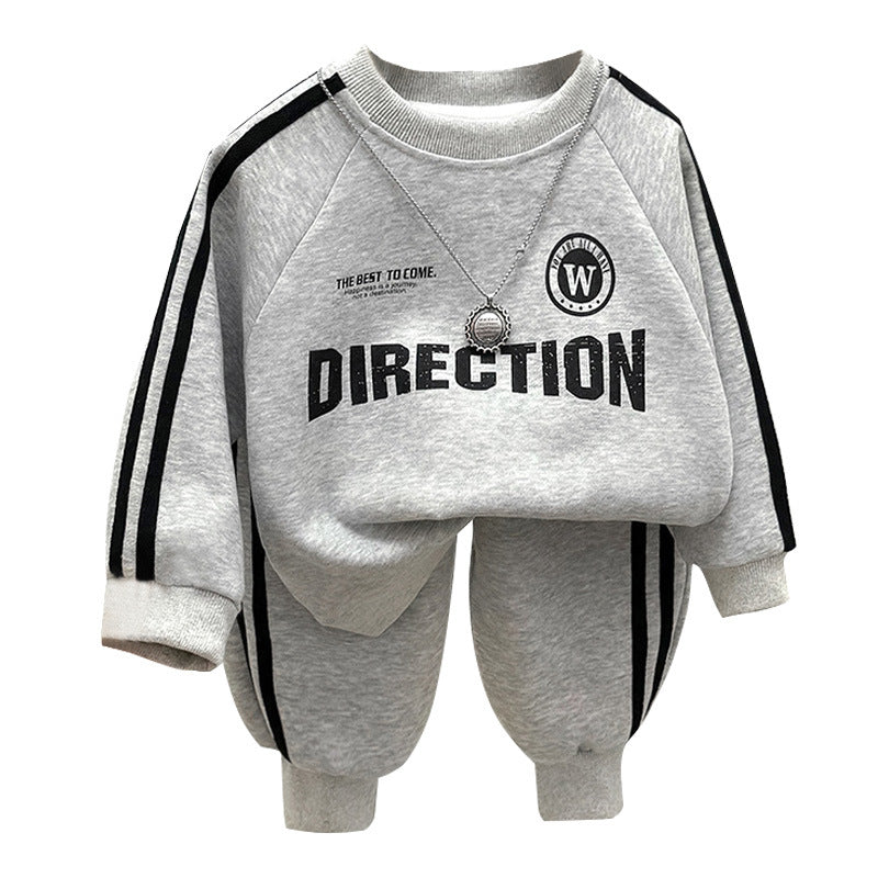 طقم هوديي للأطفال