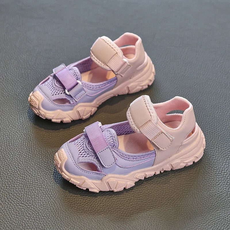 Girls' shoes 