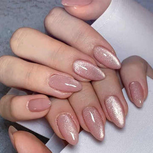 Short Almond Nail 