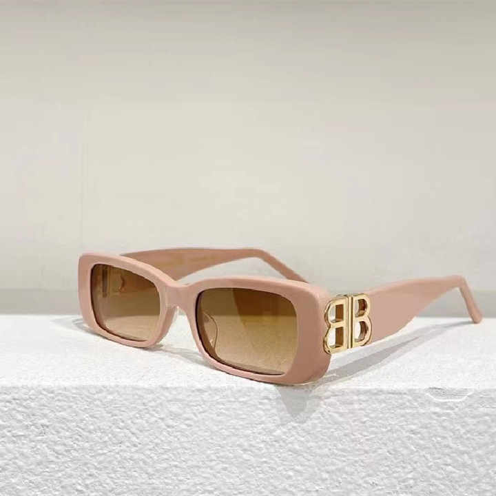 sun Glasses for Men Women Black Frame Color -نظارات شمسية جديدة
