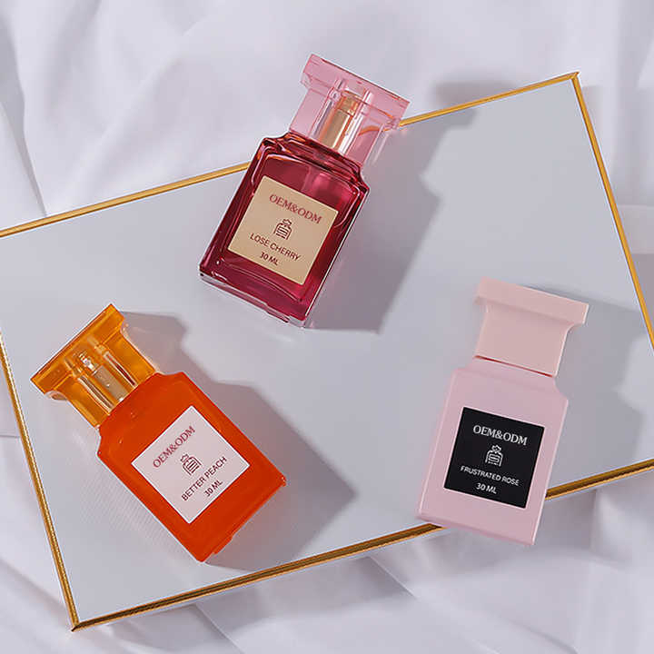 عطر خفيف يدوم طويلاً لعيد الحب - نسائي