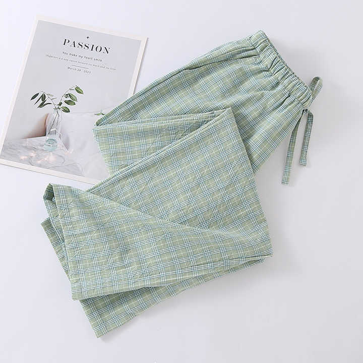 Men's sleep pants made of pure cotton. 