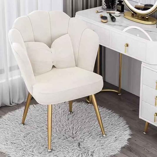 velvet chair 