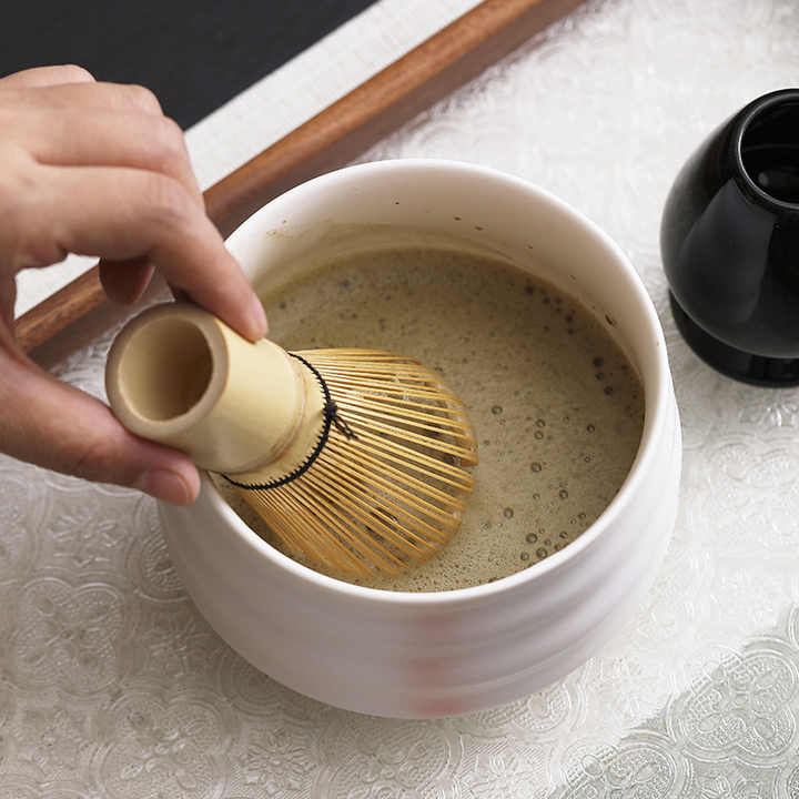 Ceramic Matcha Bowl with Whisk 