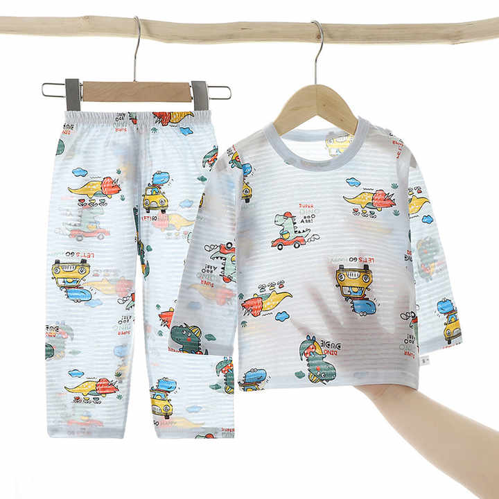 Children's sleep suits 
