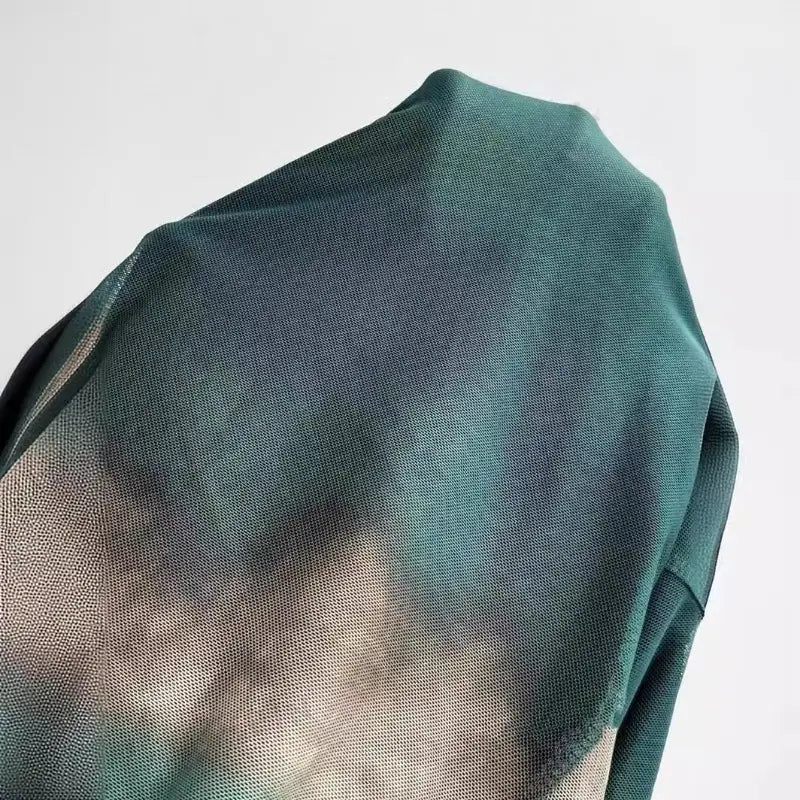 Long dress in sustainable, color-dyed mesh 