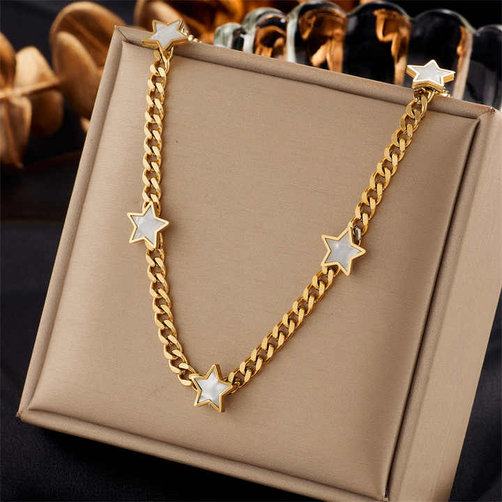Jewelry and accessories 