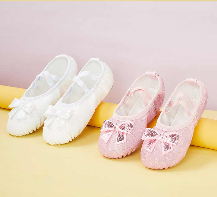 flat ballet slippers 