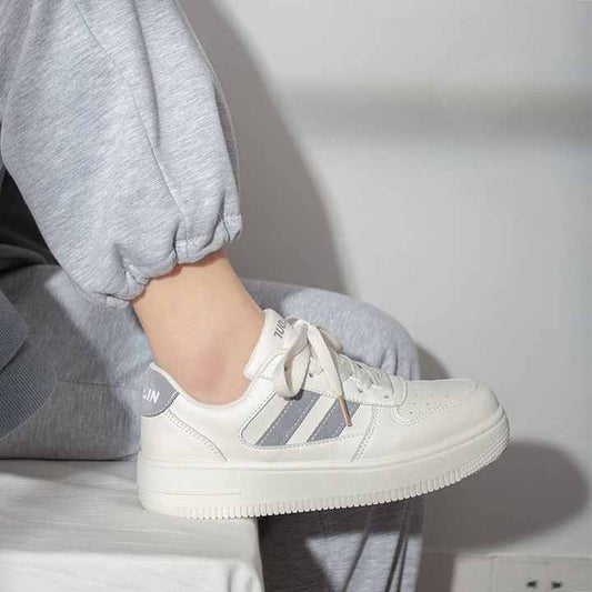 فستان في حالة مزاجية رياضية Dress in a sporty mood