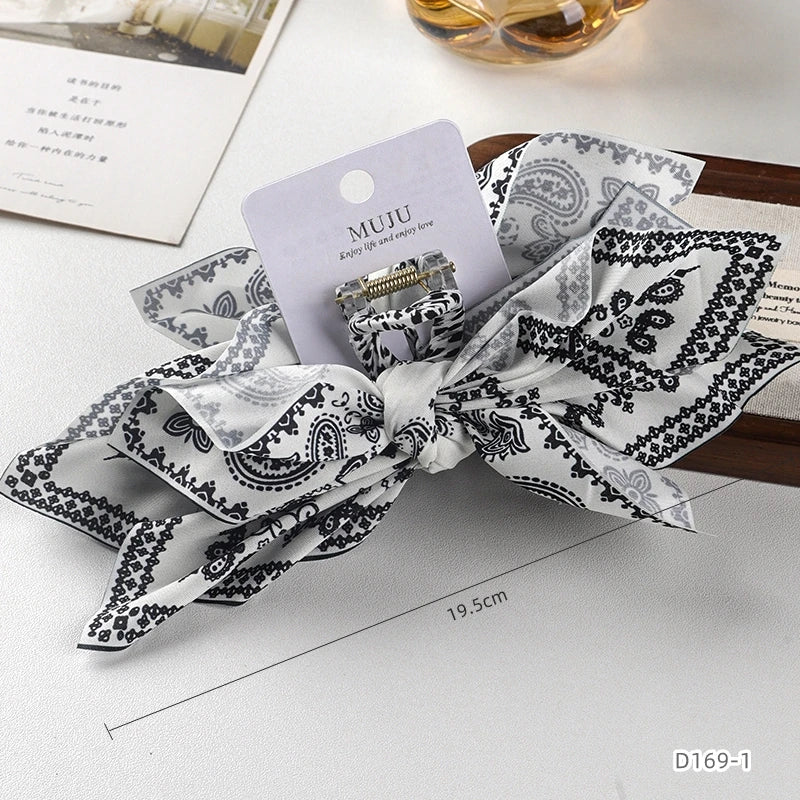 مشابك شعر  -  Hair Clips