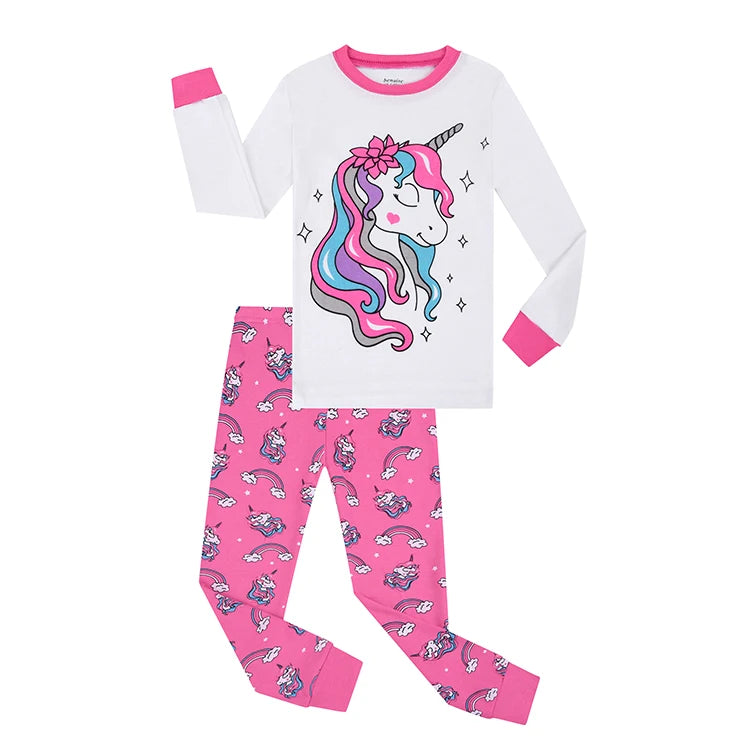 long-sleeved pajamas