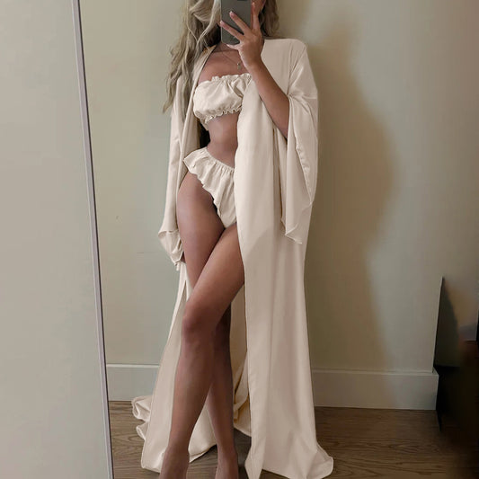 بيجامة نوم نسائية مثيرة