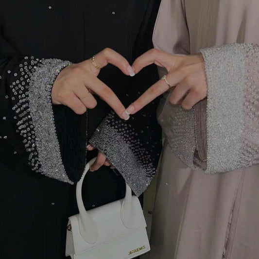 عبايات ملونة  نسائيه